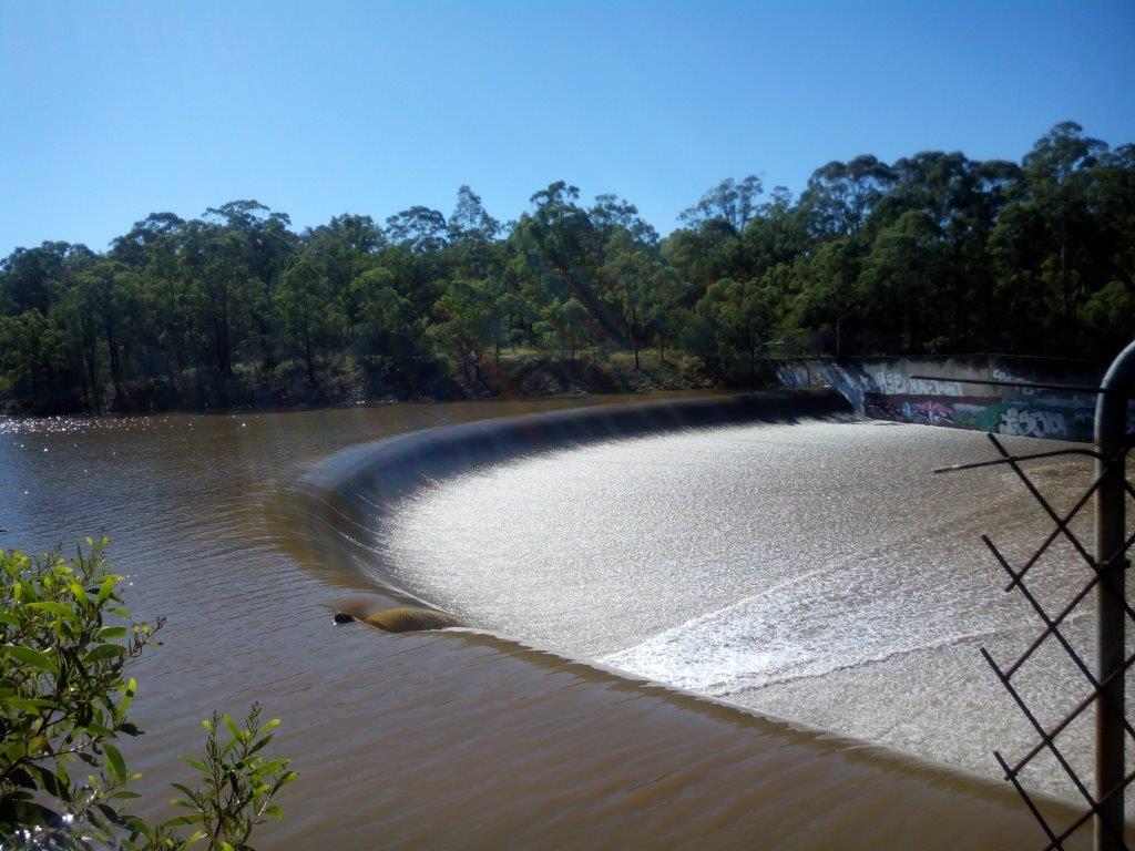 Kurwongbah - Sideling Creek Dam spilling